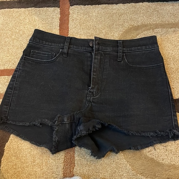 Abercrombie & Fitch Women’s Black Jean Shorts - Picture 7 of 11